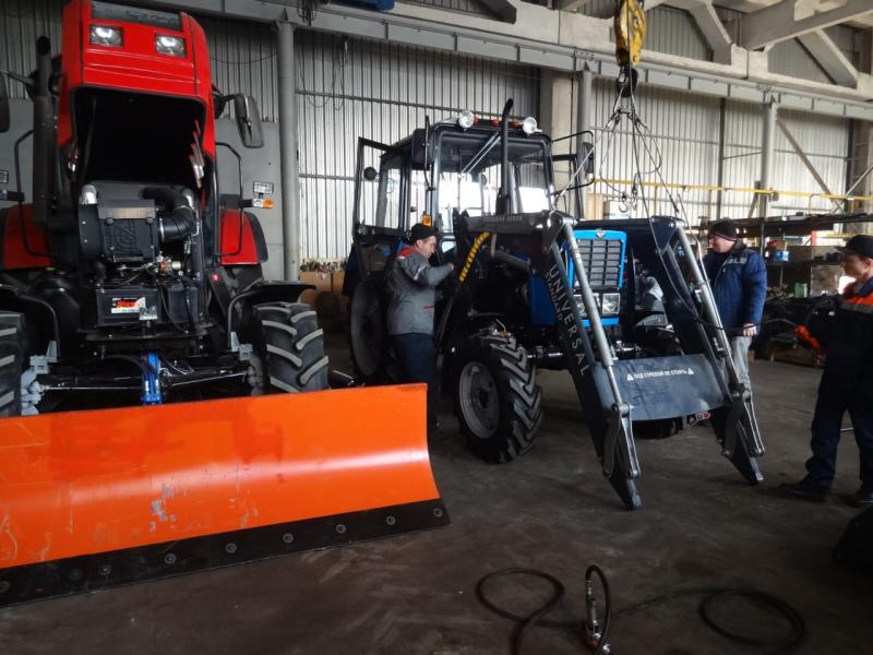 Установка навесного и коммунального оборудования