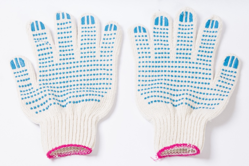 Фото Перчатки  х/б 7 нитка кл.7,5 (цвет Белый) (рисунок Точка)  "АВТОМАГНАТ" (200)