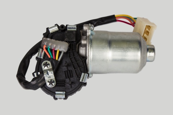 Фото 0 390 243 201  (HW010A) (12В/40Вт) (АМ) Мотор стеклоочистителя (20 шт)