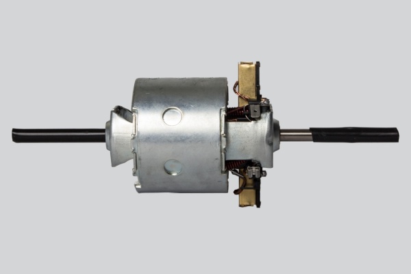 Фото 0130.111.116 (HW417) (24В/230Вт) (АМ) Мотор отопителя (20)