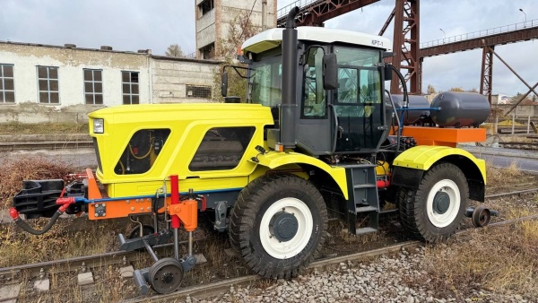 Фото Колесно реверсный трактор КРТ-1 локотрактор