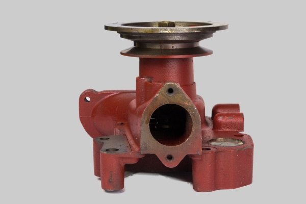 Фото 260-1307166-02 Насос водяной Д-260 (АМ) (2)