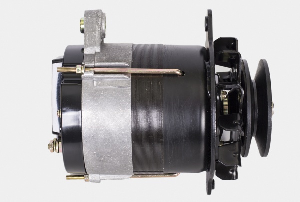 Фото Г1000В.04.1 Генератор Тракторы: МТЗ-80, 82, Т-70, 70В, 80, 90С, Т-150КС; (28В/36А) (АМ) (4)