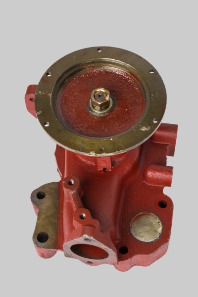 Фото 260-1307166-02 Насос водяной Д-260 (АМ) (2)