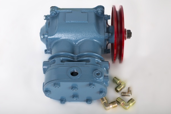 Фото 5336-3509012-10 (АМ) Компрессор МАЗ 2-х цил. без шкива 270 л/мин плоская голова (2)