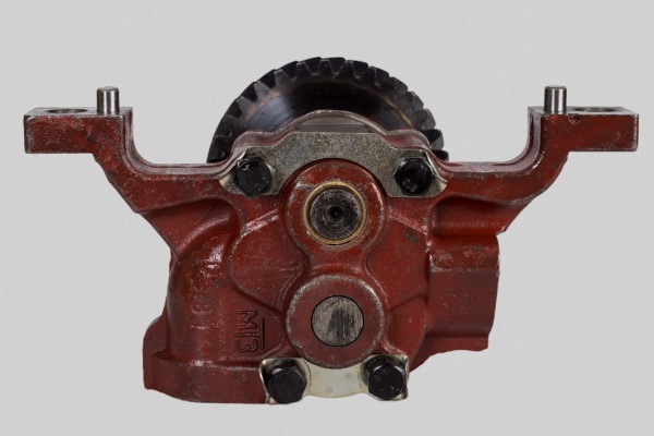 Фото 245-1403010 Насос масляный Д-242,244,245.4,245.5(Евро 2) z=32 (6) (АМ)