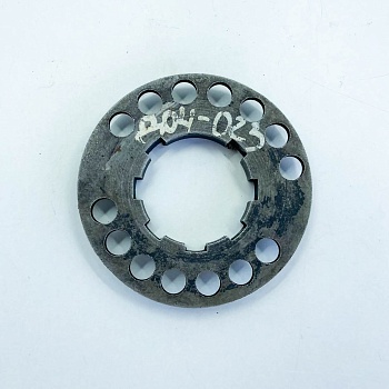 Фланец зубч.колеса привода топливного насоса Д-65  Д04-023В