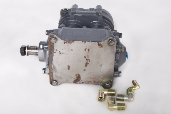 Фото 5336-3509012 (-01) (АМ) Компрессор МАЗ 2-х цил. без шкива 210 л/мин (2)