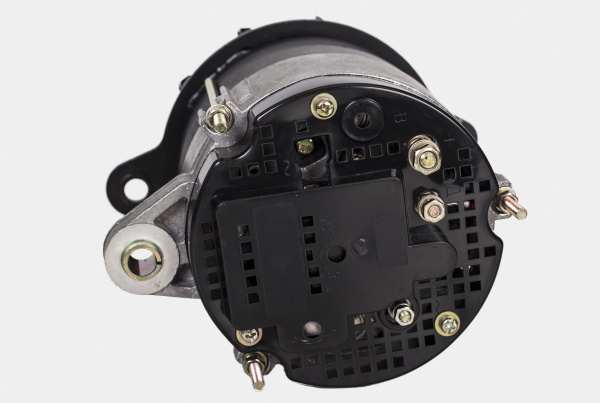 Фото Г1000В.04.1 Генератор Тракторы: МТЗ-80, 82, Т-70, 70В, 80, 90С, Т-150КС; (28В/36А) (АМ) (4)